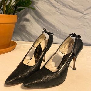 Vintage Cut Out Heels